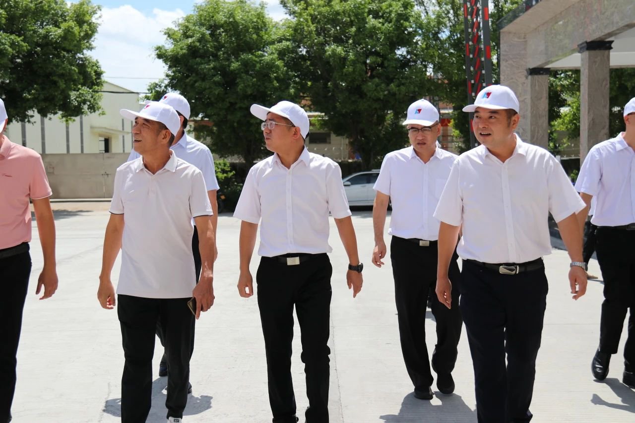 护航力源科技二期厂房项目建设！区政府开展项目建设督导工作