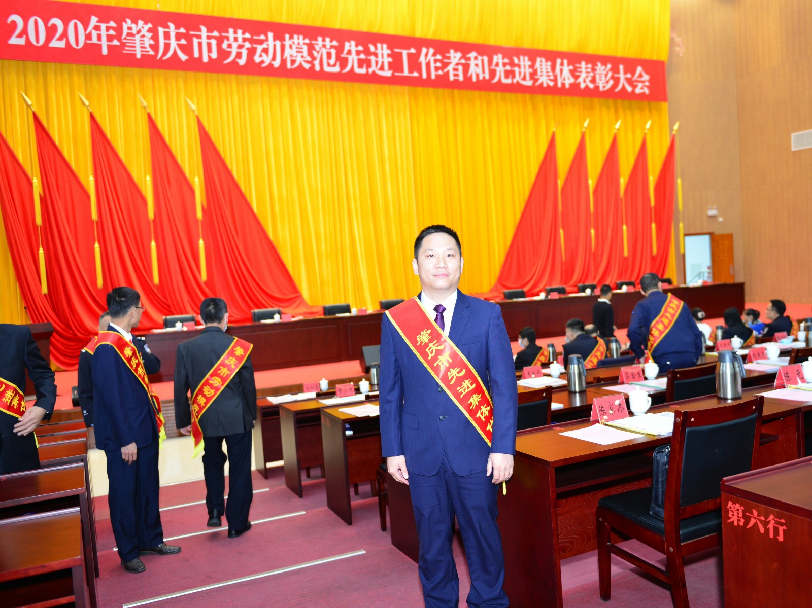 1615621819652921.jpg 1608004803461558.jpg